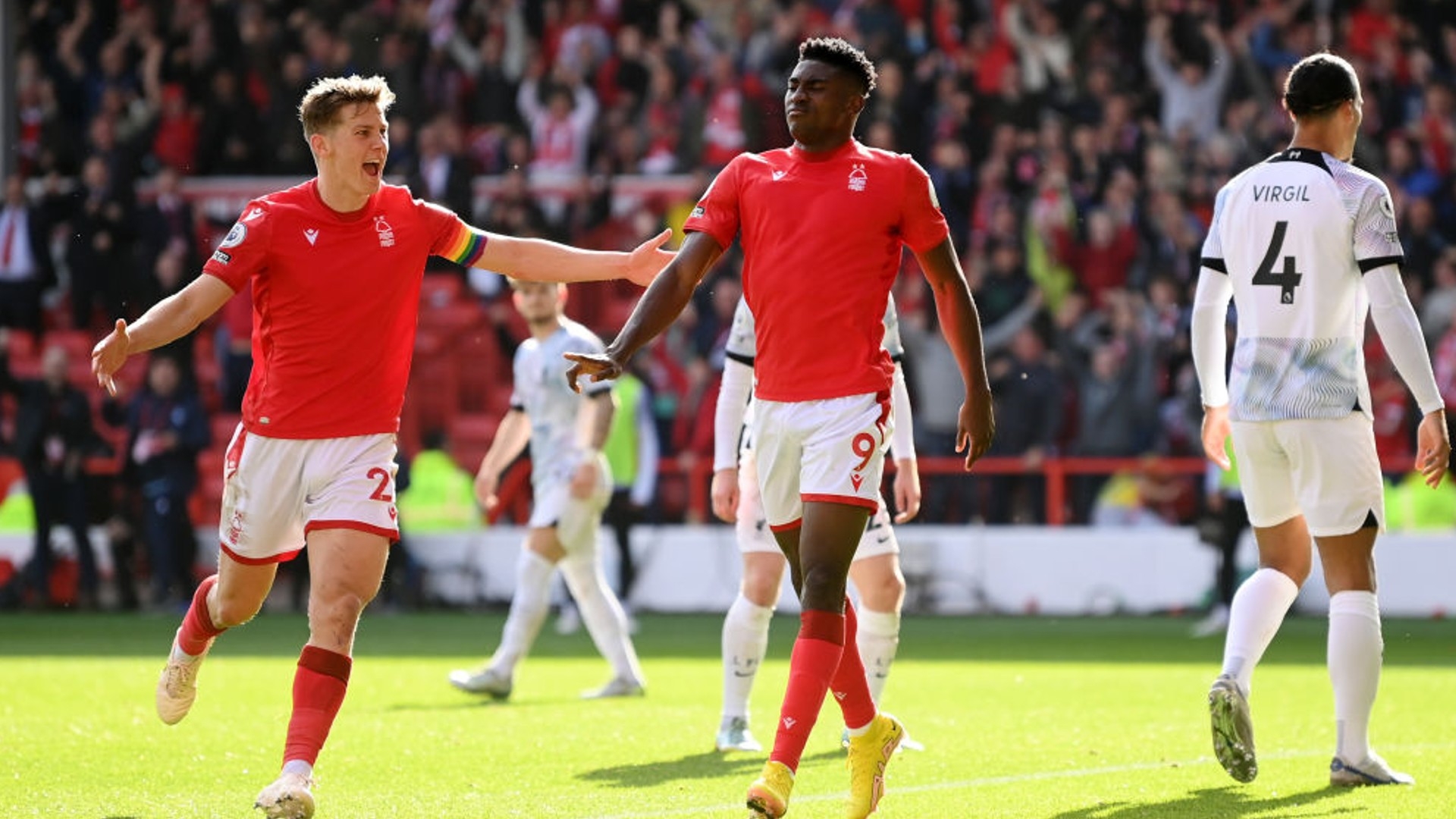 战术配合的 战术配合的